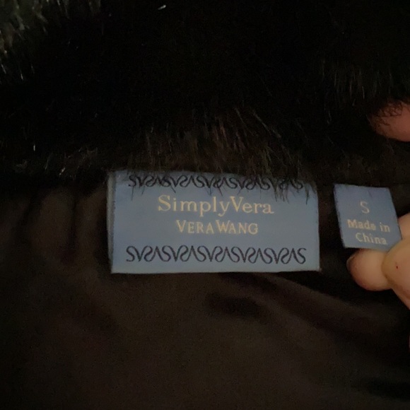 Black fur Vest (faux fur) Excellent condition - Picture 5 of 5